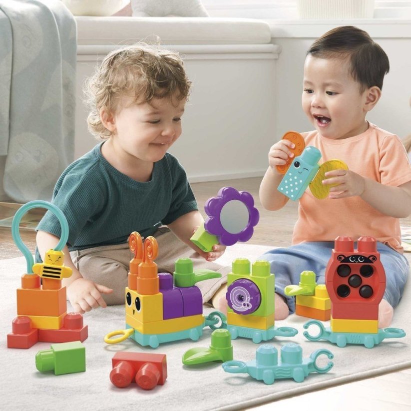 Mattel Mega Bloks Aktywizująca gąsieniczka do ciągnięcia HKN44