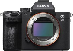 Sony A7 III (ILCE7M3B.CEC)
