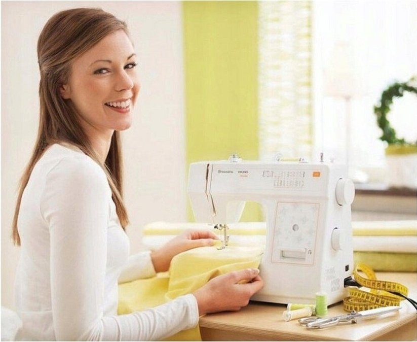 Husqvarna Viking Sewing Machine H-Class E10