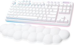 Logitech G715 WIRELESS GAMING KEYBOARD -