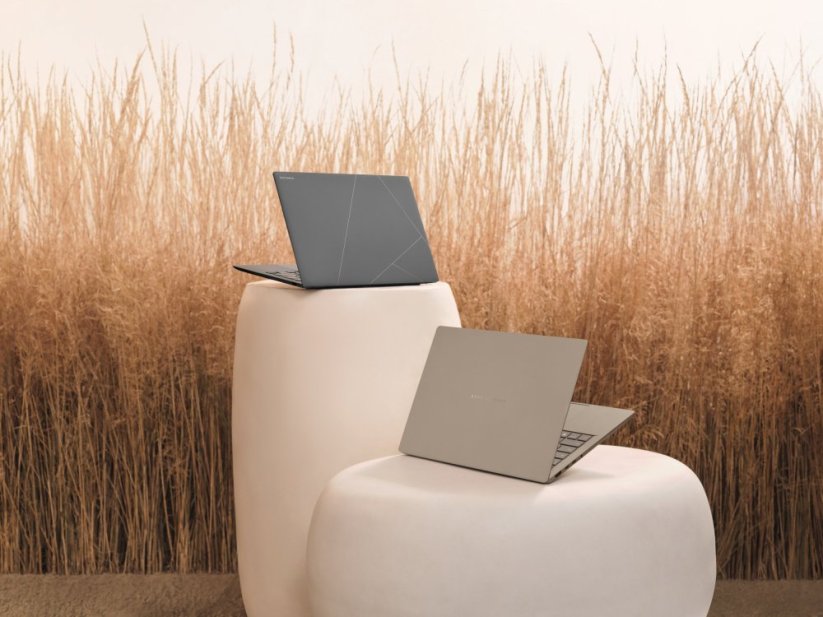 Asus ASUS ZenBook A14 X1E-78-100 32GB 1TB         UX3407RA-QD010W W11H