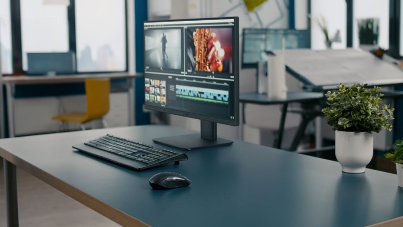 Asus AIO ExpertCenter P4 P440VAESK-BPC079X i7-13620H W11P 16GB/512GB 24" (90PT03X5-M02F10)