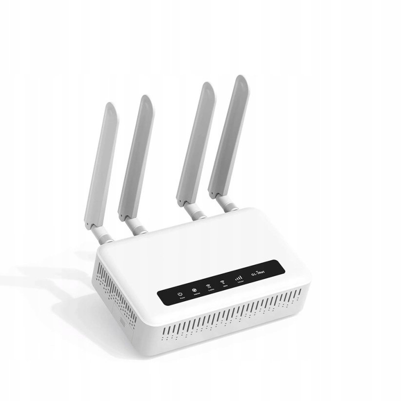 GL.iNet GL-X2000 Spitz Plus