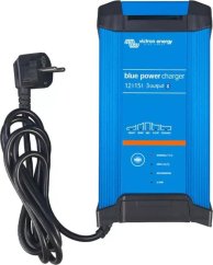 Victron Energy Nabíjačka do akmurokovora Blue Smart IP22 12V/15A (3 Wyjścia)