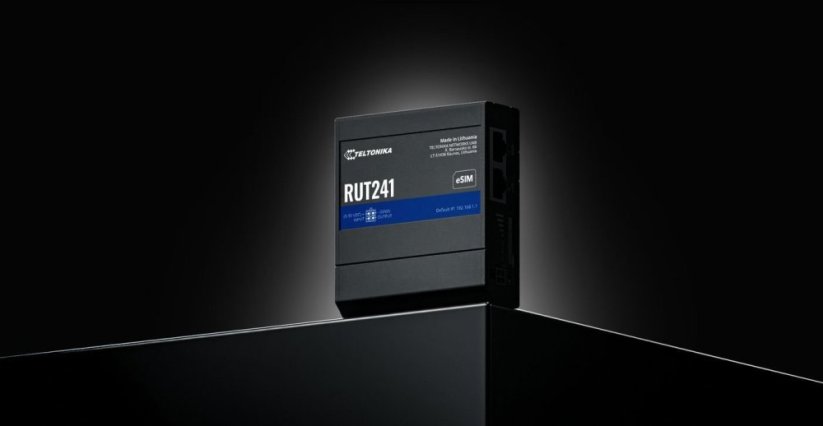Panorama Antennas RUT241 (EU) 4G LTE router (TEL-PAN-4G-BUNDLE)