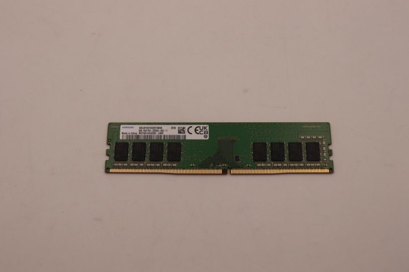 Lenovo 8GB DDR4 UDIMM memory module,