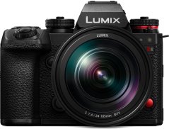 Panasonic Lumix S1IIE + Lumix S 24-105mm f/4 (DC-S1M2ESME)