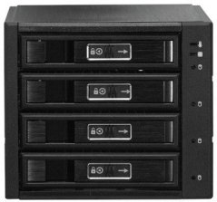 JJ Computer JOUJYE JJ-N-46TM unterstuetzt SATA3/SAS3 mit bis zu 12Gbps und kann bis zu 4 x 6,4cm/8,9cm 2,5 Zoll/3,5 Zoll HDD/SSD beherbergen