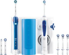 Oral-B Rotačná kefka Pro 2 2000 CrossAction Tmavomodrá + Irygator Oxyjet