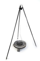 UN GRILL záhradný TRÃJNÃG 60CM