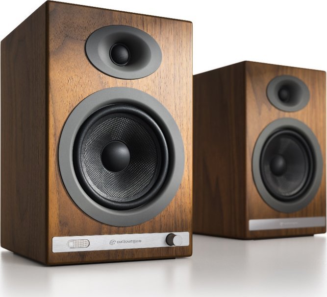 AudioEngine HD5 Walnut