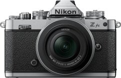 Nikon Z fc + 16-50 mm f/3.5-6.3 (VOA090K002)