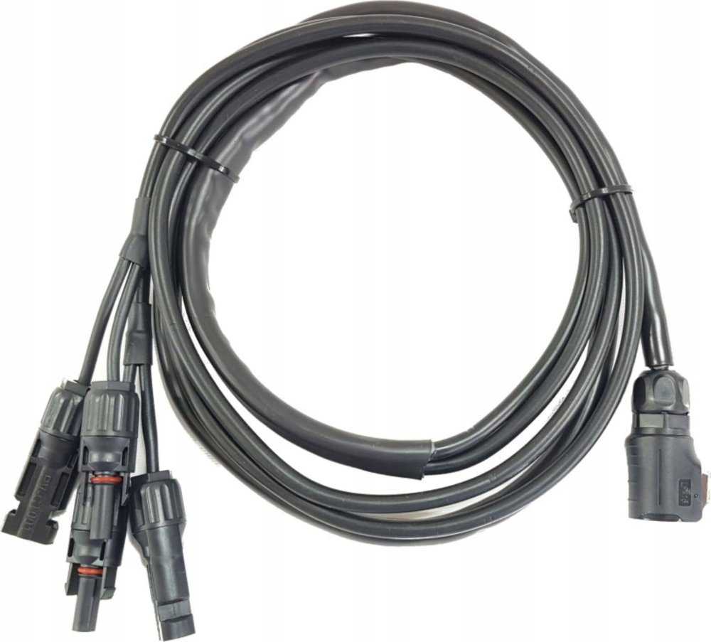 B&W International B&W energy.case connection cable for two PV DC Plug Connector